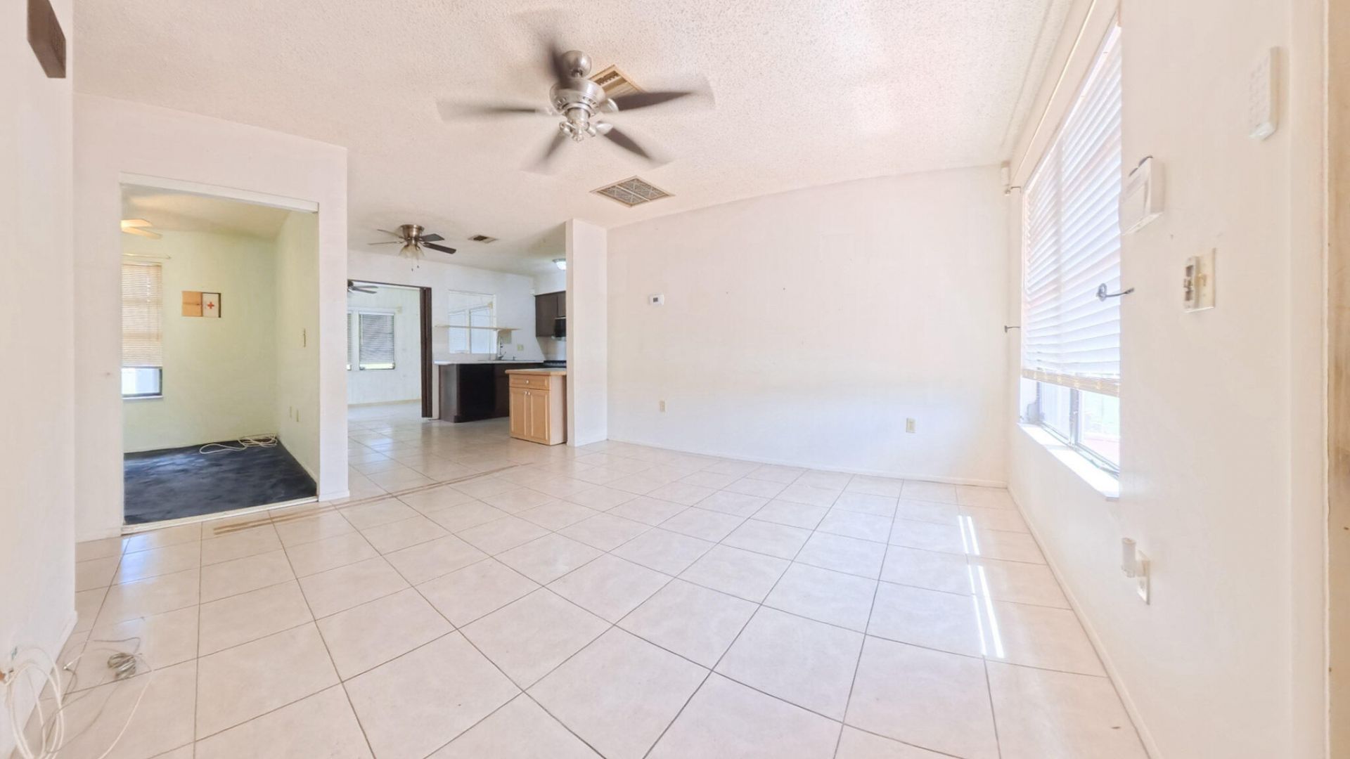 372 NW Airoso Boulevard, Port Saint Lucie, FL 34983 Photo
