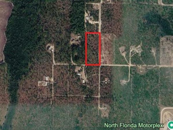 Xxxx NW Smokey Lane NW, Fountain, FL 32438