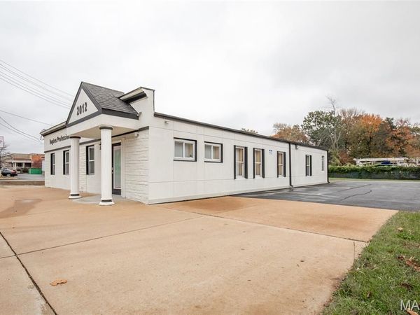2012 Woodson Road , St Louis, MO 63114