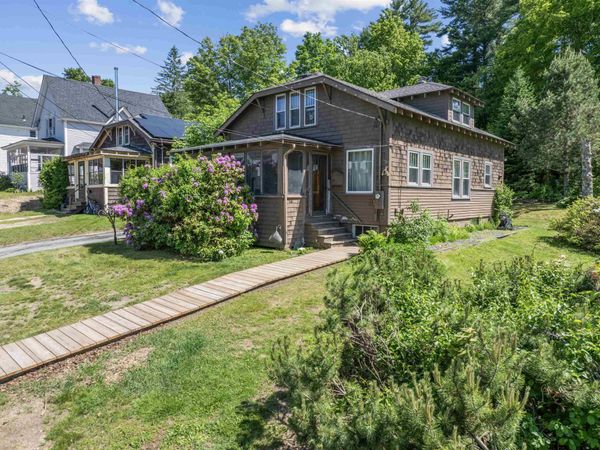 31 Merrill Street, Plymouth, NH 03264