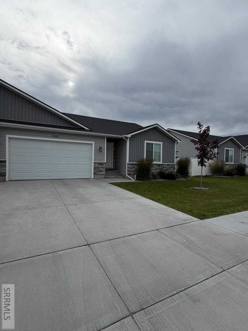 3660 S Yvonne Way, Ammon, ID 83406 Main Photo