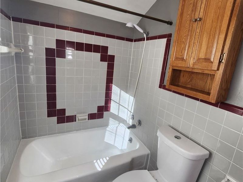 2320 Wrenford Road, University Heights, OH 44118 Photo 9