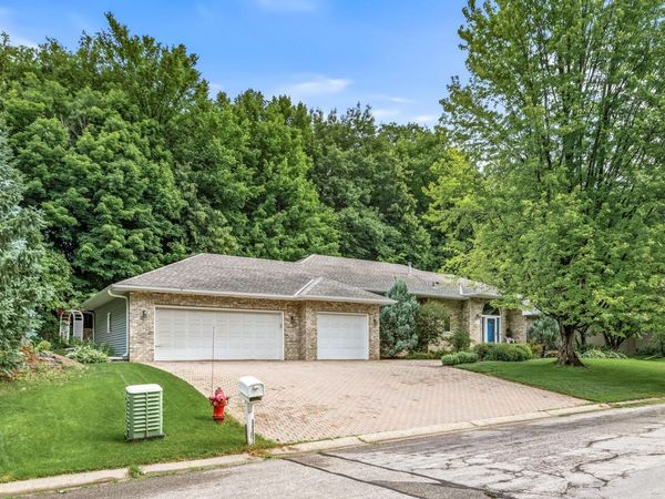 400 Creek Side Drive SE, Saint Michael, MN 55376