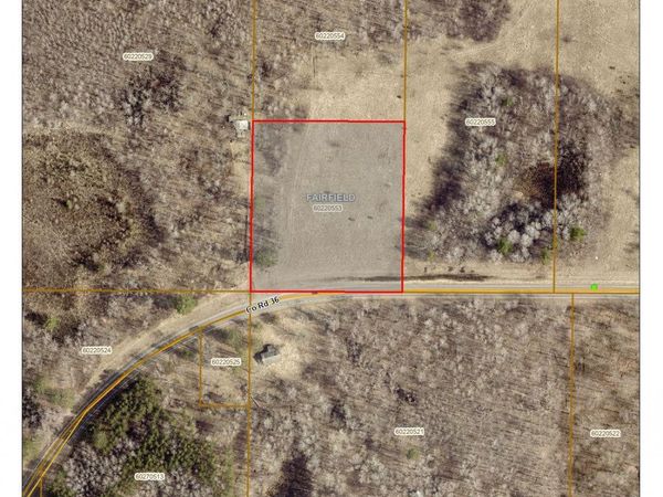 21048 County Road 36 , Crosby, MN 56441