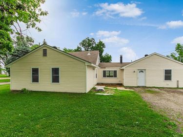 2476 Broadway, Grove City, OH 43123