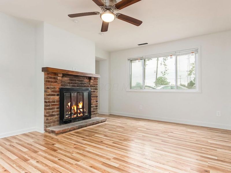 2476 Broadway, Grove City, OH 43123 Photo 15