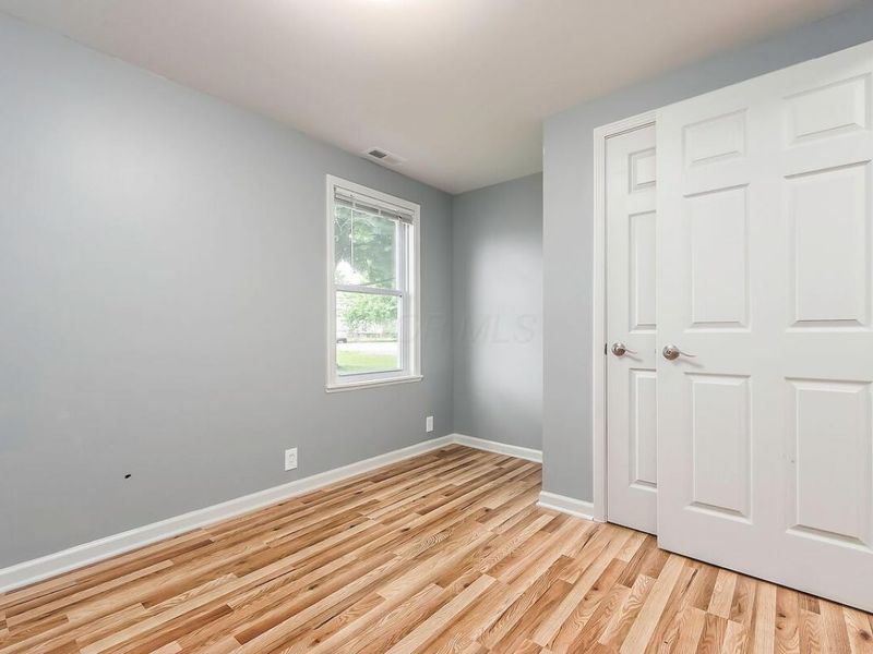 2476 Broadway, Grove City, OH 43123 Photo 25