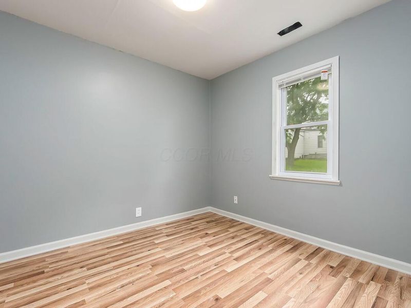 2476 Broadway, Grove City, OH 43123 Photo 30