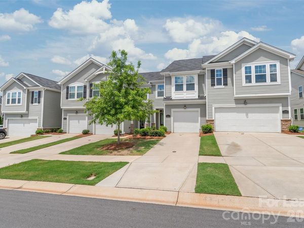 5612 Axil Lane, Charlotte, NC 28269