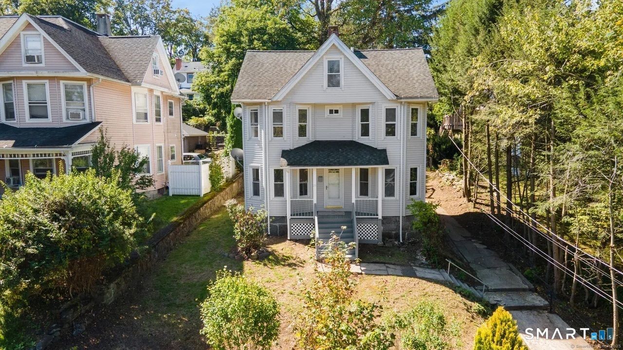 23 Salem, Unit 1, Naugatuck, CT 06770 Main Photo