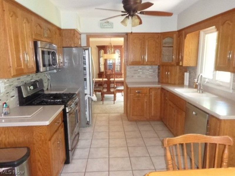 11373 Ridge Road, North Royalton, OH 44133 Photo 15