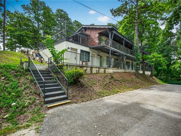 2017 E Van Buren, Eureka Springs, AR 72632