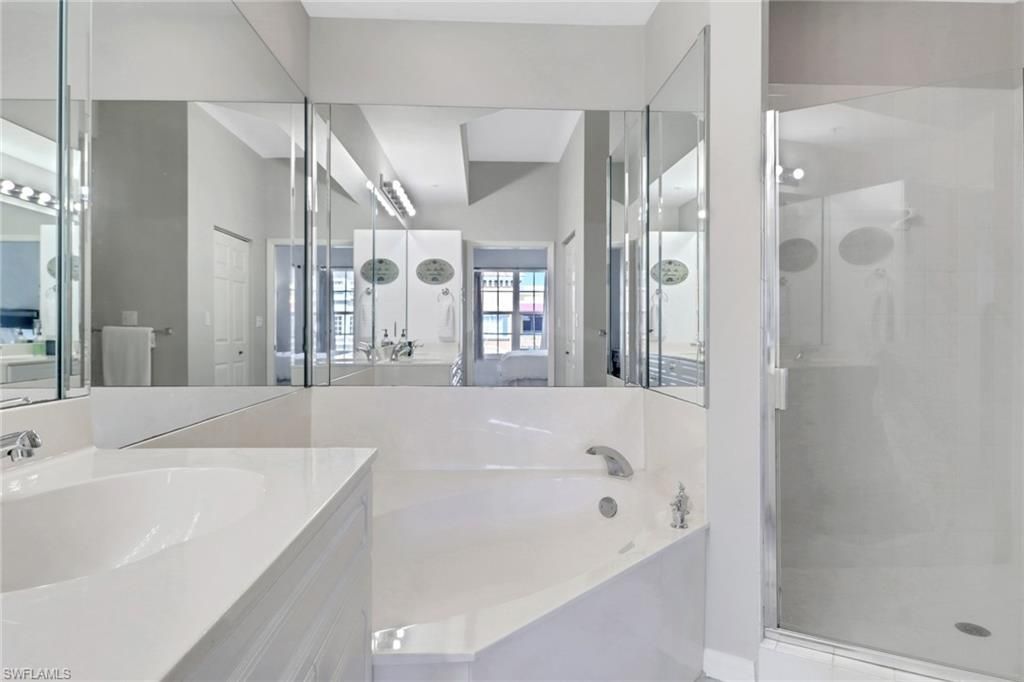 401 Bayfront Pl , Unit 3502, Naples, FL 34102 Photo