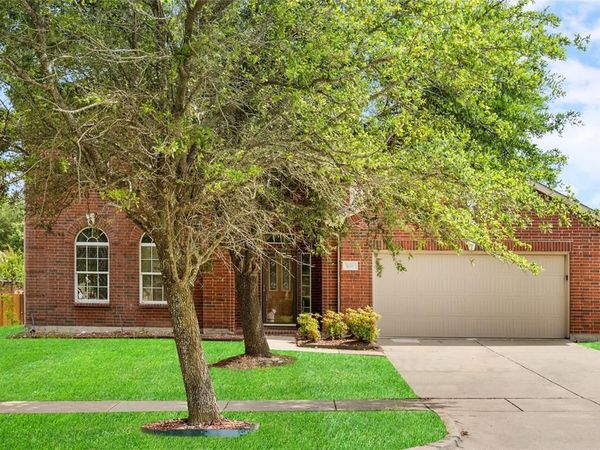 1738 Rock Ridge Drive, Cedar Hill, TX 75104