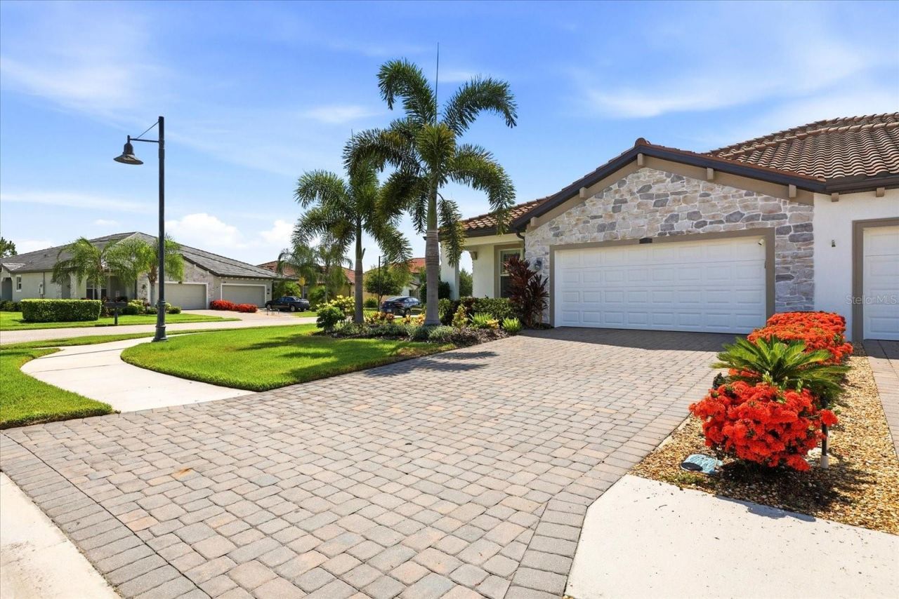 2405 Wildflower Run, Lakewood Ranch, FL 34211 Photo