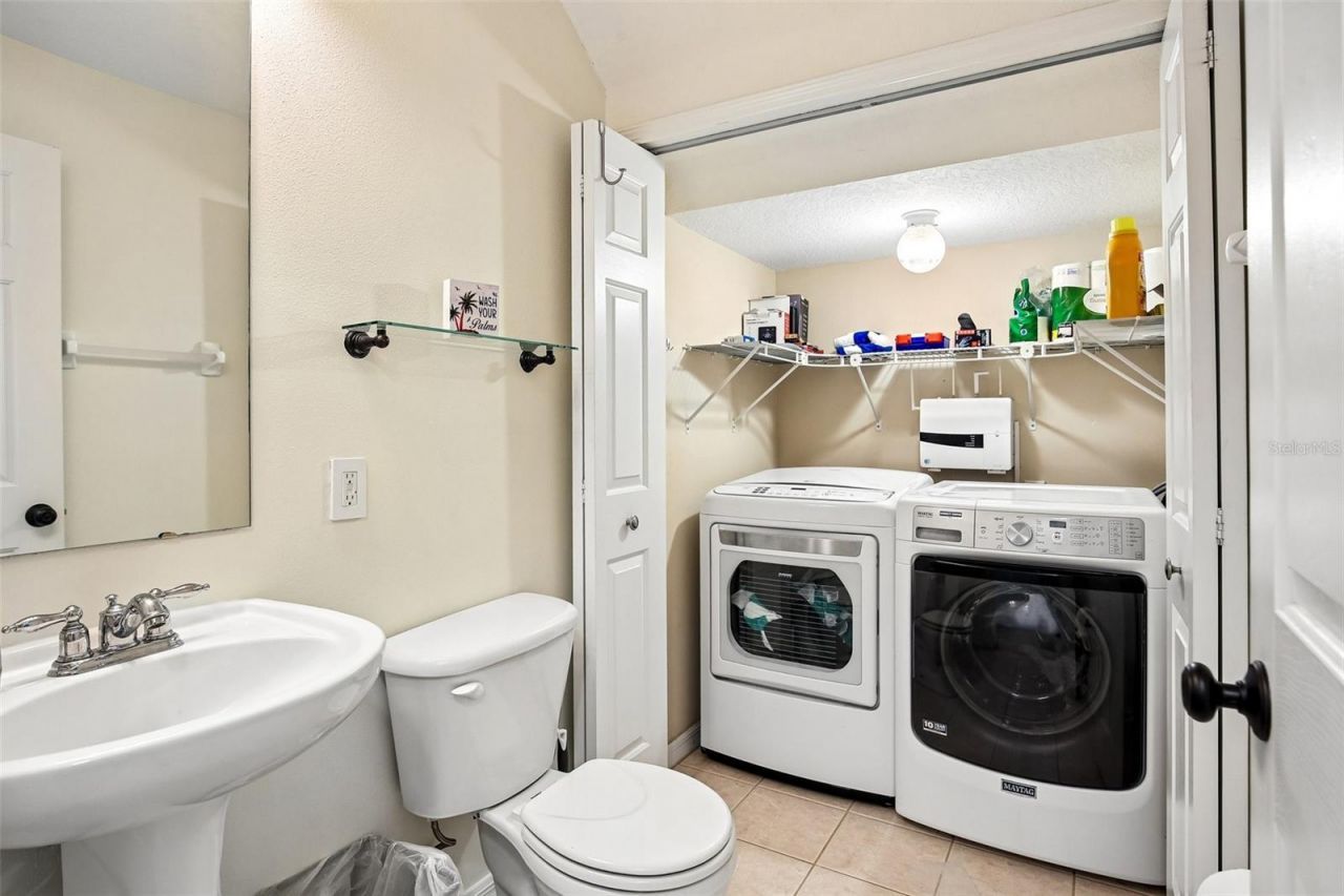 3853 Island Way , Saint Petersburg, FL 33705 Photo