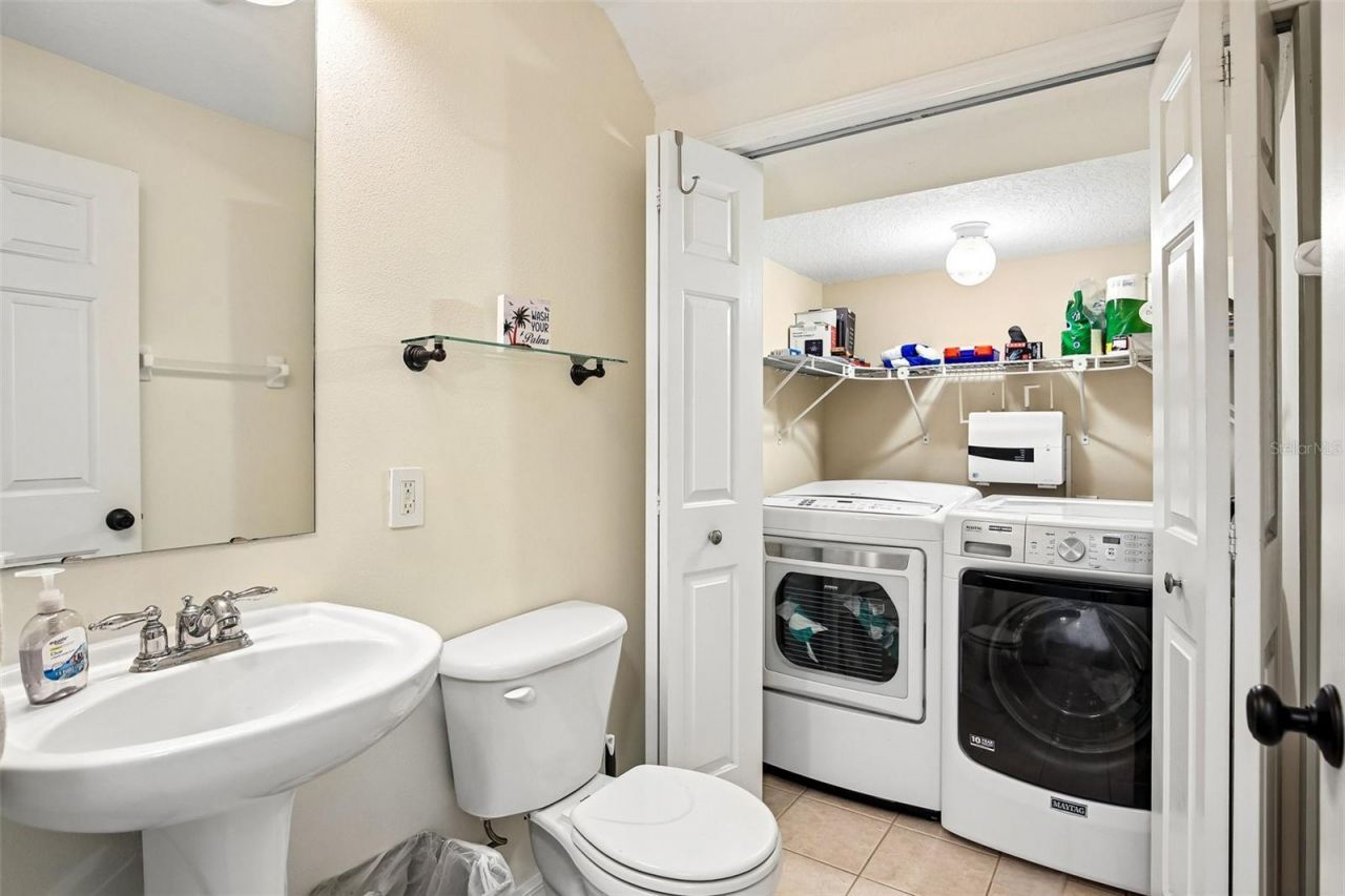 3853 Island Way , Saint Petersburg, FL 33705 Photo