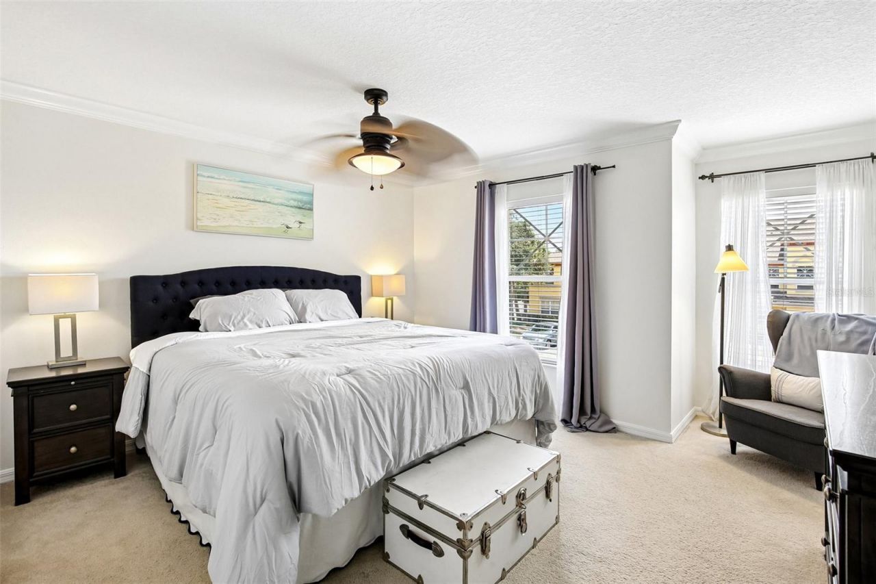 3853 Island Way , Saint Petersburg, FL 33705 Photo