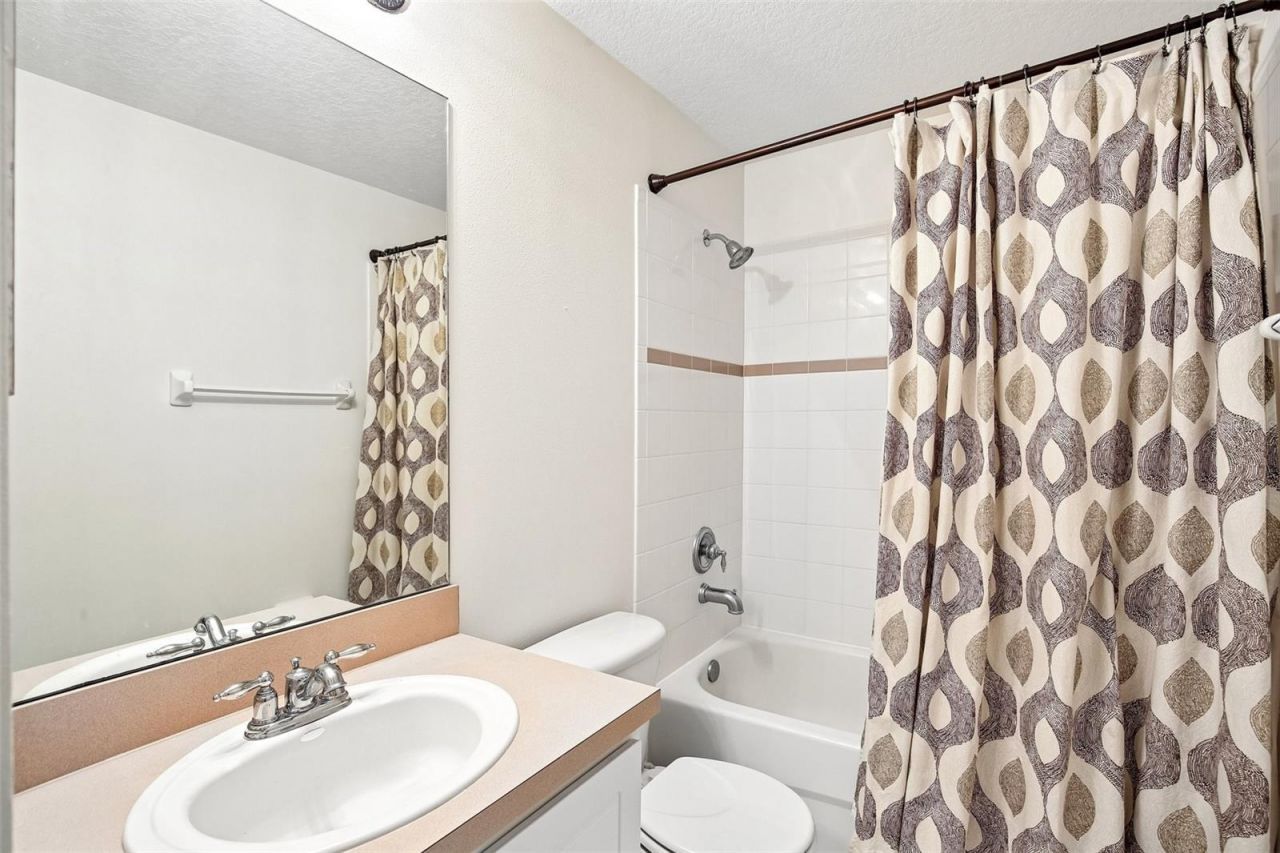 3853 Island Way , Saint Petersburg, FL 33705 Photo