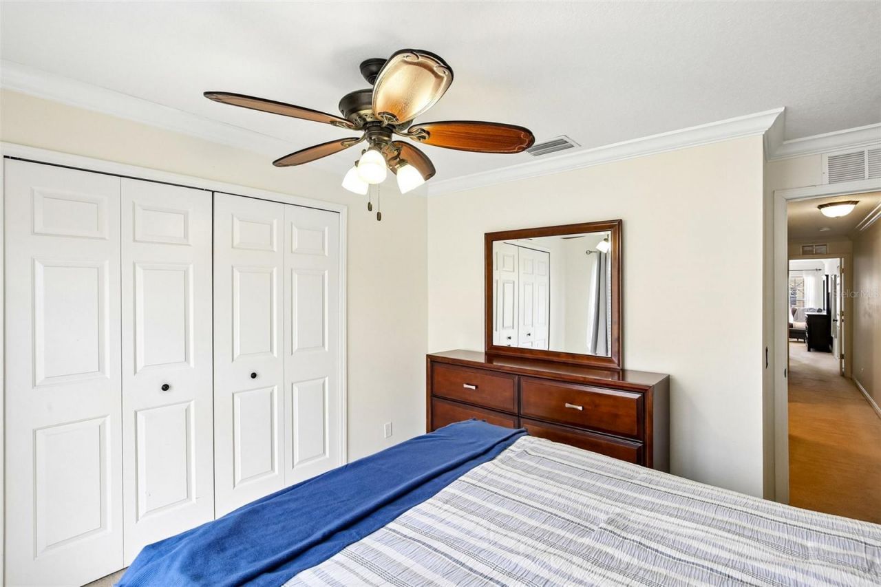 3853 Island Way , Saint Petersburg, FL 33705 Photo
