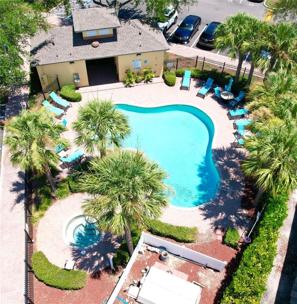 3853 Island Way , Saint Petersburg, FL 33705 Photo
