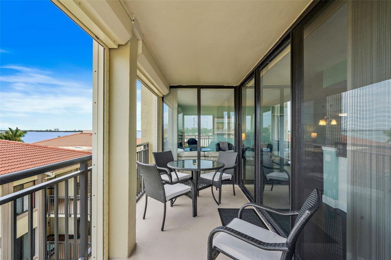 6372 Palma Del Mar Boulevard S, Unit 406, Saint Petersburg, FL 33715 Photo