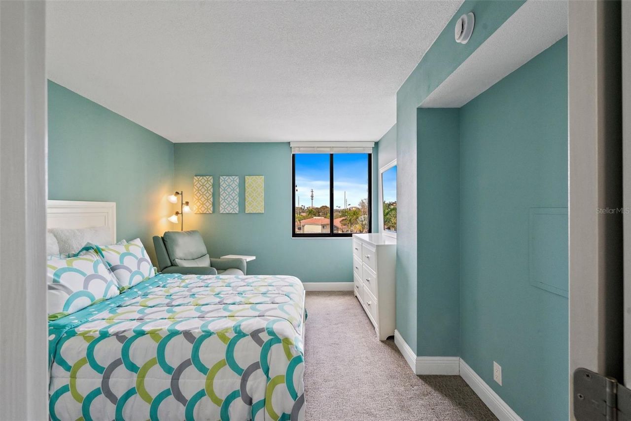 6372 Palma Del Mar Boulevard S, Unit 406, Saint Petersburg, FL 33715 Photo