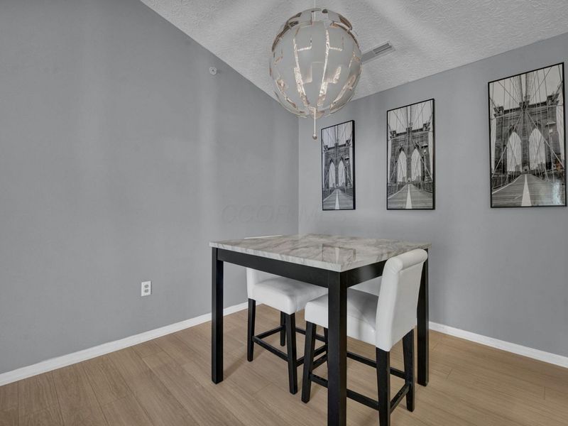 6200 Harbour Pointe, Unit 301, Columbus, OH 43231 Photo 10