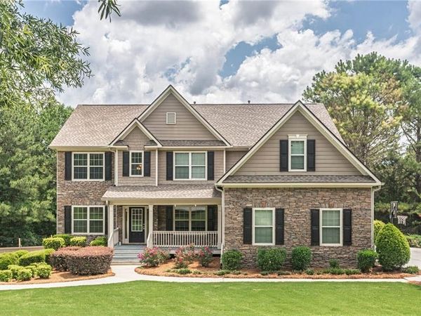 1664 Maes Overlook, Loganville, GA 30052