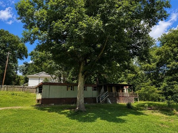 4532 Old Cornelia Highway, Gainesville, GA 30507