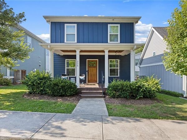 226 Old Canton Circle , Ball Ground, GA 30107