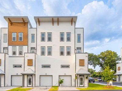 1150 Valdosta Street, Unit 501, North Charleston, SC 29405