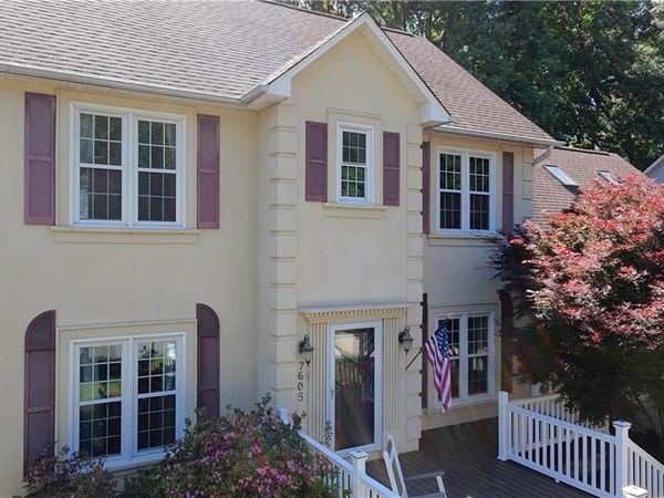 7605 Keating Drive , Oak Ridge, NC 27310