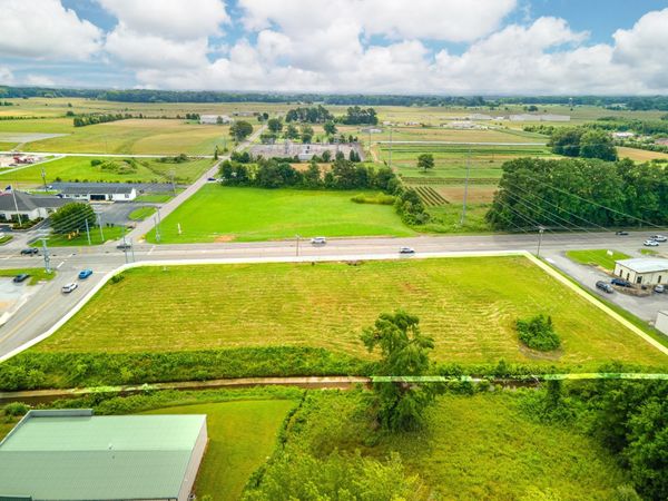 2855 Huntsville Hwy, Fayetteville, TN 37334
