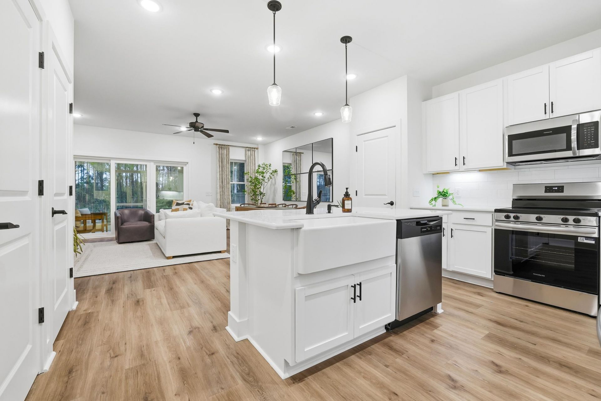 6876 Water Tower Rd.  Photo 11