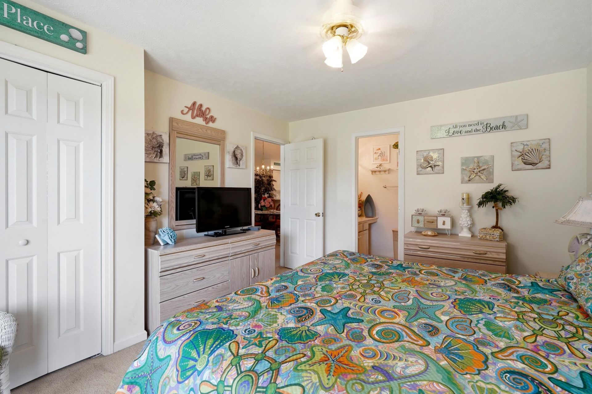 684 Tupelo Ln. Photo 14
