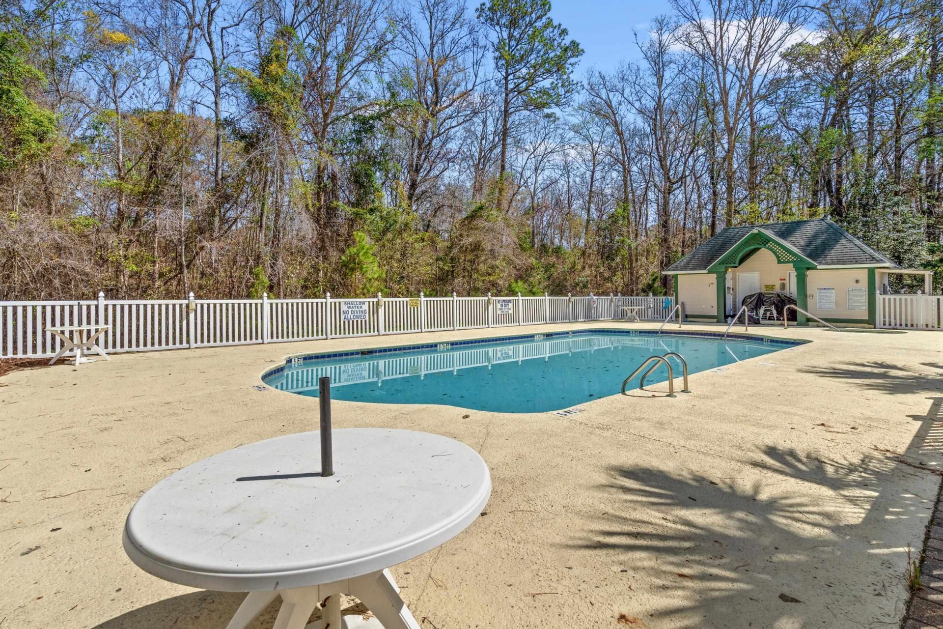 684 Tupelo Ln. Photo 23