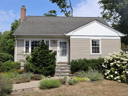 301 Foster Avenue Sayville, NY 11782