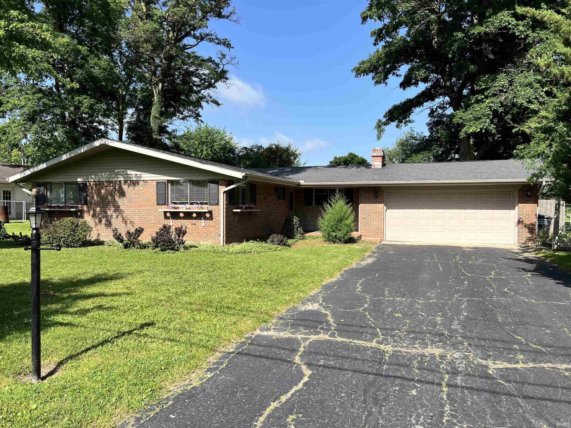 1930 N Tree Street, Parker City, IN 47368 Main Photo