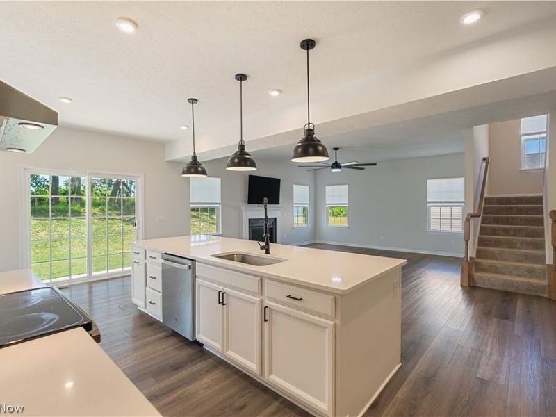 2293 Monaco Street NW, Uniontown, OH 44685 Photo 9
