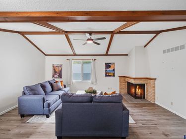 1811 Normandy Lane, Lincoln, NE 68512