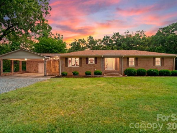 1515 Hasty Road , Marshville, NC 28103
