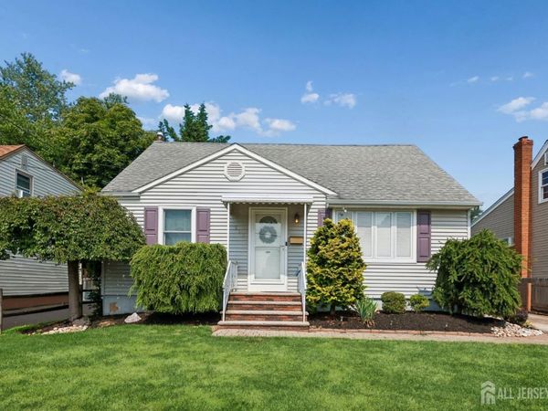 517 Joseph Avenue, Woodbridge, NJ 07095