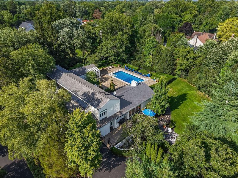 422 N Parkview Avenue, Bexley, OH 43209 Photo 88