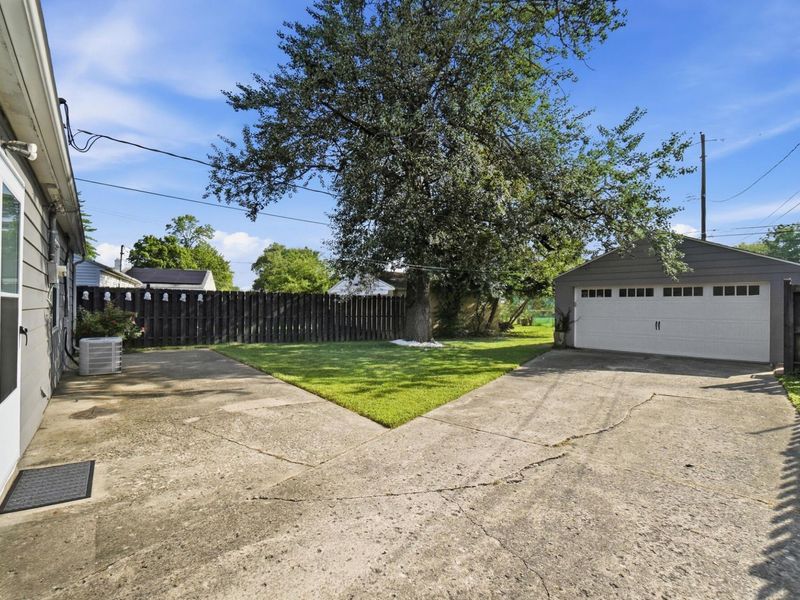 262 Saint Christopher Lane, Columbus, OH 43213 Photo 40