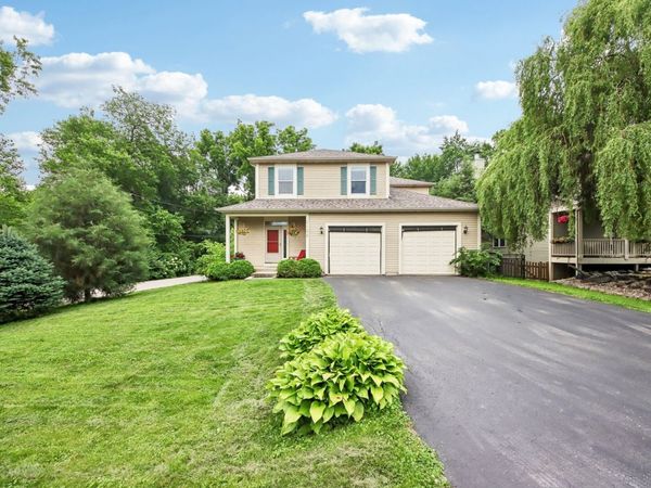 5105 W Flanders Road, McHenry, IL 60050