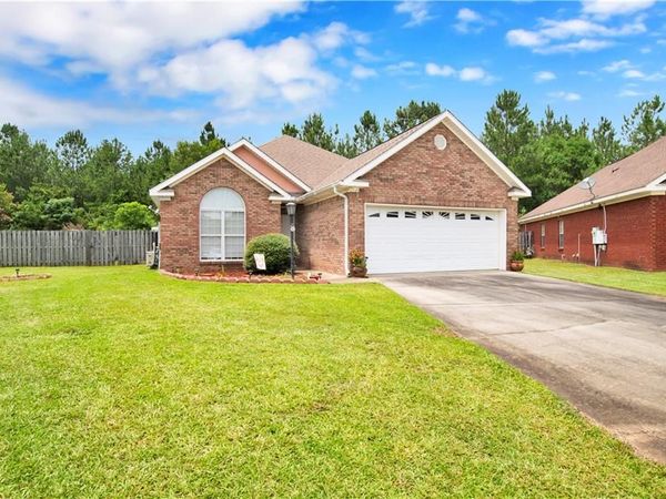 219 Mizell Circle, Saraland, AL 36571