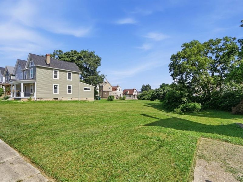 1612 Brewster Avenue, Cincinnati, OH 45207 Photo 4