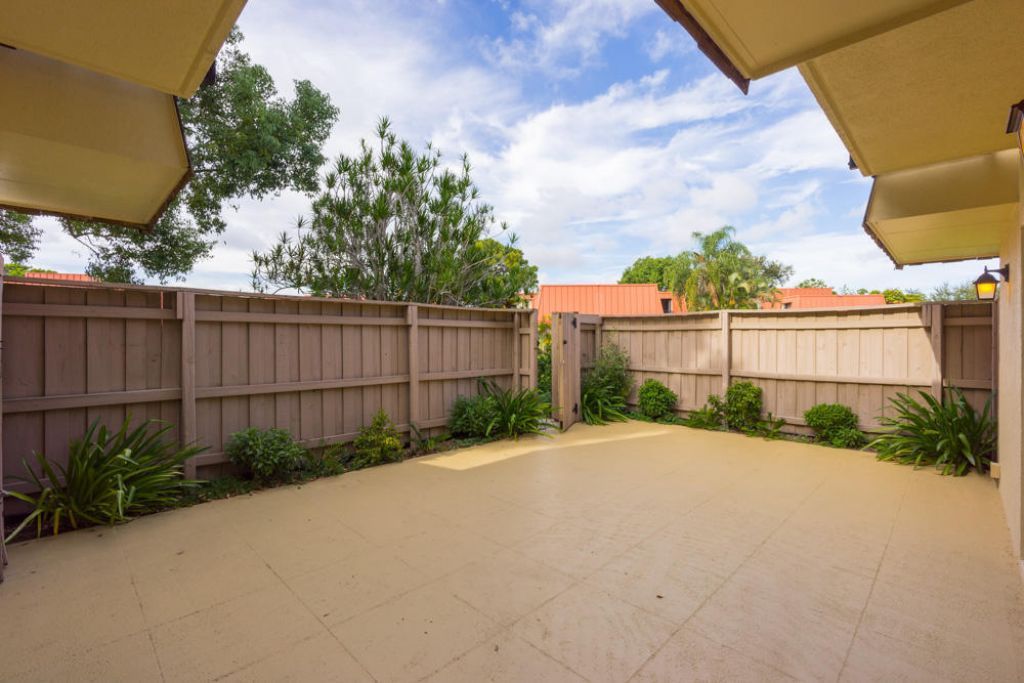 818 8th Court, Palm Beach Gardens, FL 33410 Photo