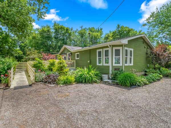 22 Morry Street, Hillsdale, MI 49242